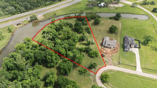 1127 Saddle Horn Bend, Angleton, TX 77515