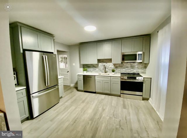 1313 WYNFIELD AVE, Bristol, PA 19007