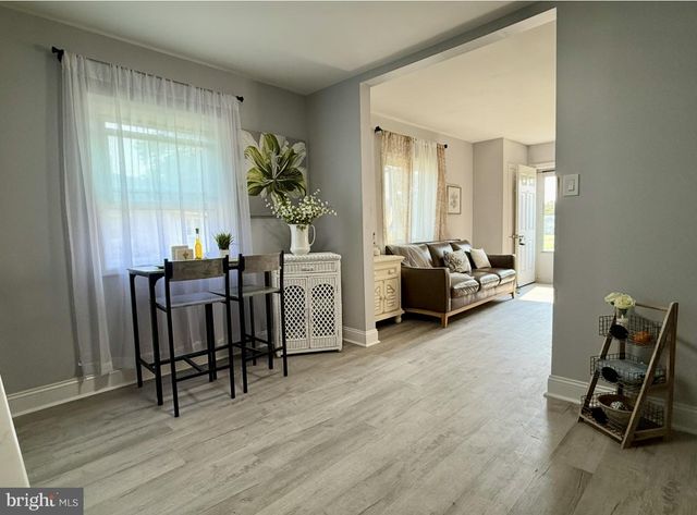 1313 WYNFIELD AVE, Bristol, PA 19007