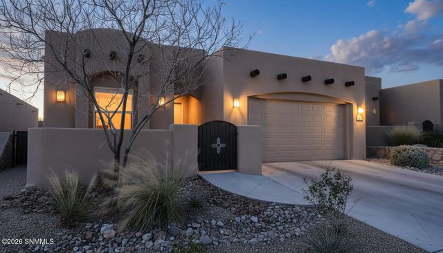 8016 Willow Bloom Circle, Las Cruces, NM 88007