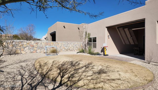 8016 Willow Bloom Circle, Las Cruces, NM 88007