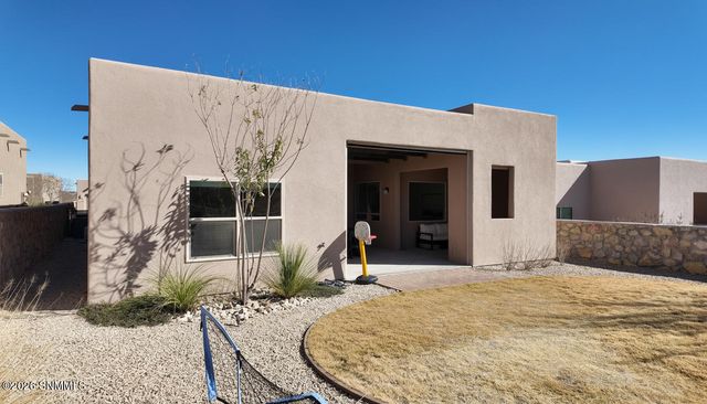 8016 Willow Bloom Circle, Las Cruces, NM 88007