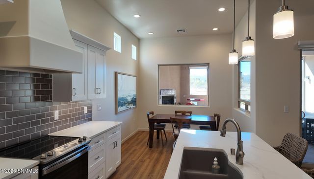 8016 Willow Bloom Circle, Las Cruces, NM 88007