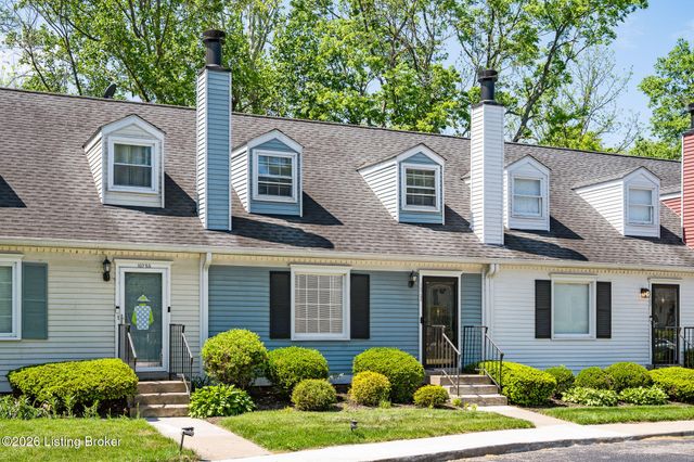 10755 Colonial Woods Ct, Louisville, KY 40223