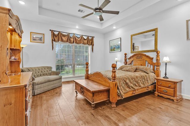 264 Grey Feather Road, Huntsville, TX 77340