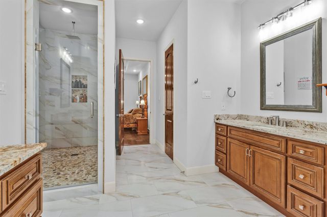 264 Grey Feather Road, Huntsville, TX 77340