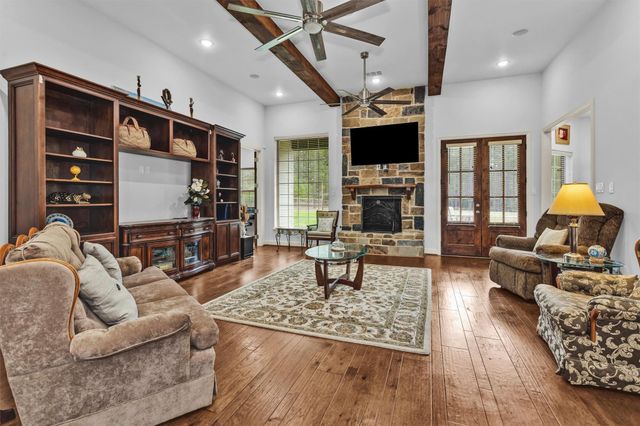 264 Grey Feather Road, Huntsville, TX 77340