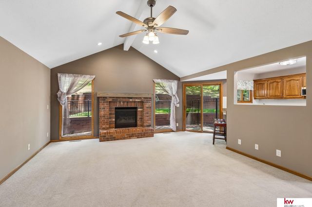 105 W Martin Drive, Bellevue, NE 68006