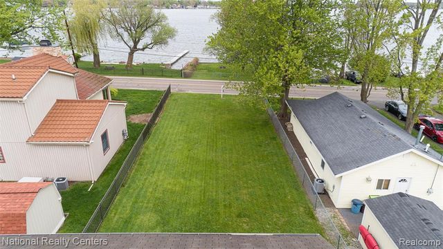 903 S. Lake Drive, Novi, MI 48377