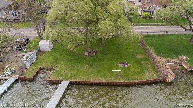 903 S. Lake Drive, Novi, MI 48377