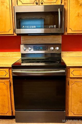 725 Mary Ann Drive, Montgomery, AL 36109