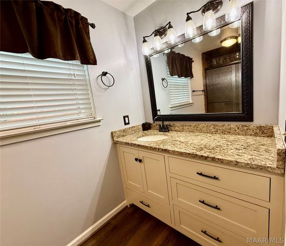 725 Mary Ann Drive, Montgomery, AL 36109