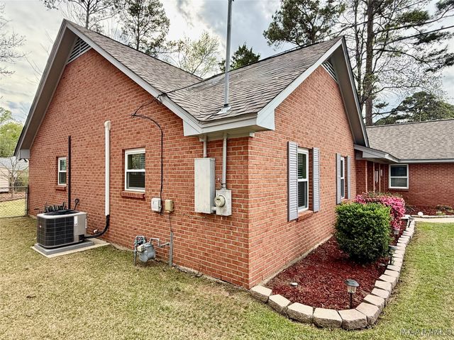 725 Mary Ann Drive, Montgomery, AL 36109