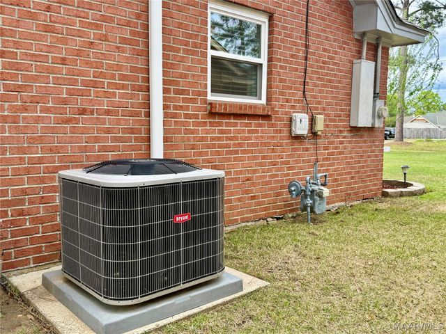 725 Mary Ann Drive, Montgomery, AL 36109