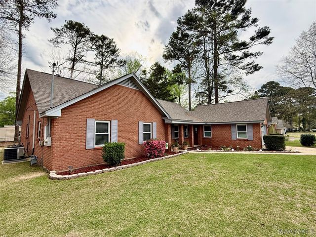 725 Mary Ann Drive, Montgomery, AL 36109