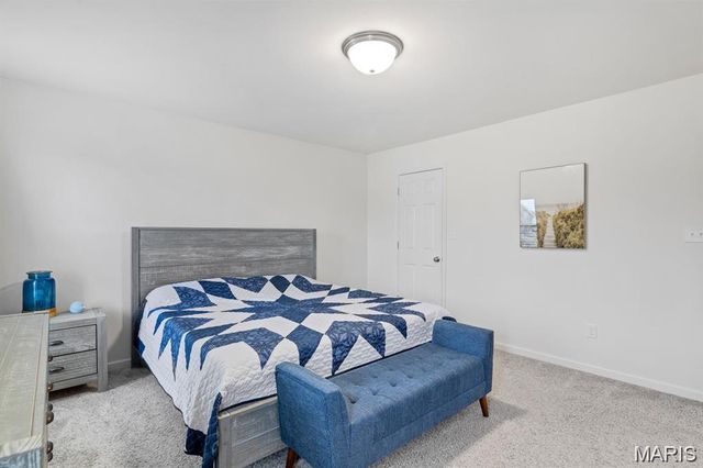 331 Charlestowne Place Drive, St Charles, MO 63301