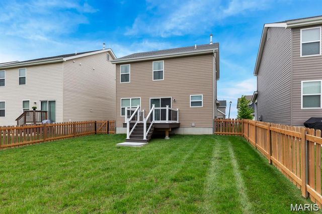 331 Charlestowne Place Drive, St Charles, MO 63301