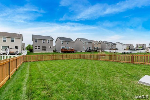 331 Charlestowne Place Drive, St Charles, MO 63301