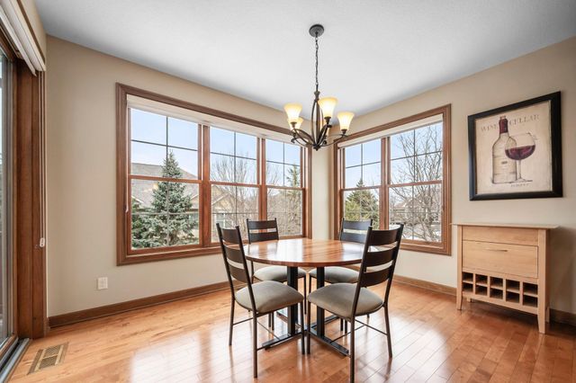 16908 E Lake Drive, Lakeville, MN 55044