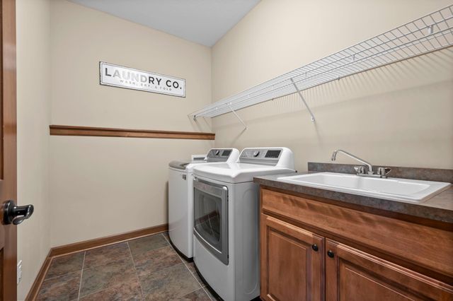 16908 E Lake Drive, Lakeville, MN 55044