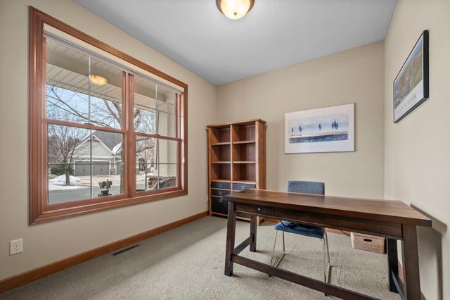 16908 E Lake Drive, Lakeville, MN 55044