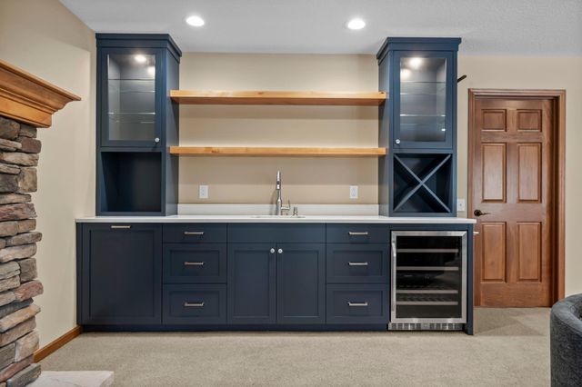 16908 E Lake Drive, Lakeville, MN 55044