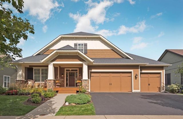 16908 E Lake Drive, Lakeville, MN 55044