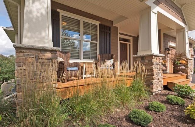 16908 E Lake Drive, Lakeville, MN 55044