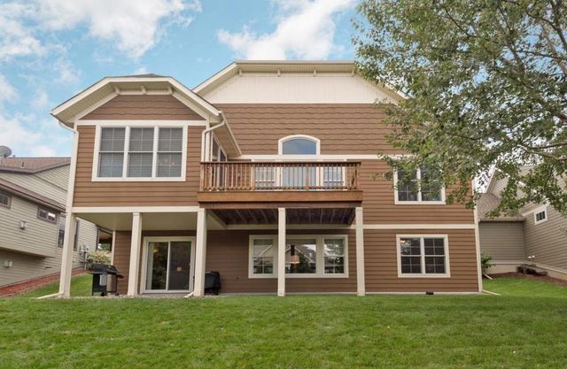 16908 E Lake Drive, Lakeville, MN 55044