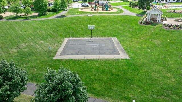 16908 E Lake Drive, Lakeville, MN 55044