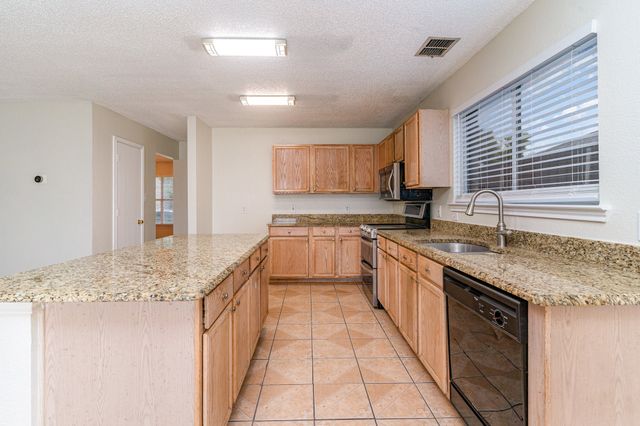 1810 Cedar Ridge Drive, Mesquite, TX 75181