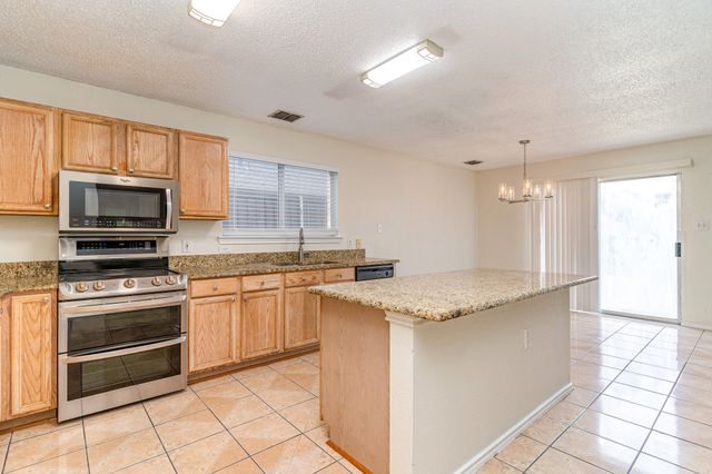 1810 Cedar Ridge Drive, Mesquite, TX 75181