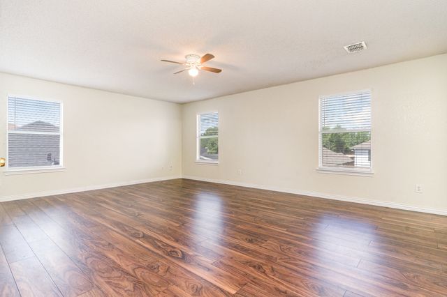 1810 Cedar Ridge Drive, Mesquite, TX 75181