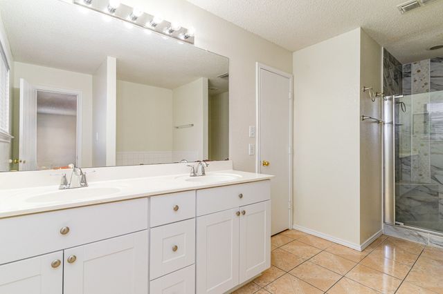 1810 Cedar Ridge Drive, Mesquite, TX 75181