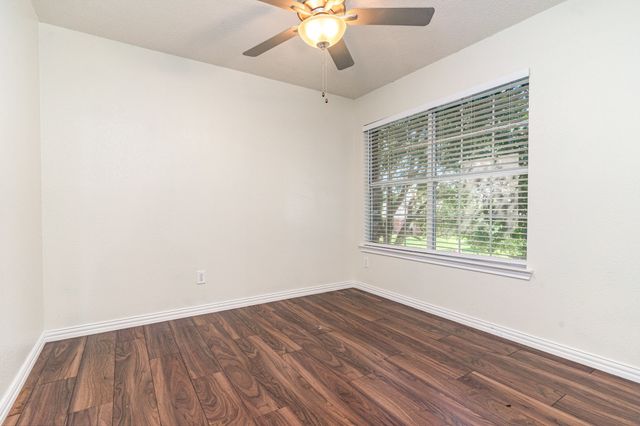 1810 Cedar Ridge Drive, Mesquite, TX 75181