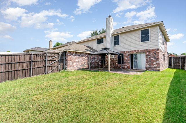 1810 Cedar Ridge Drive, Mesquite, TX 75181