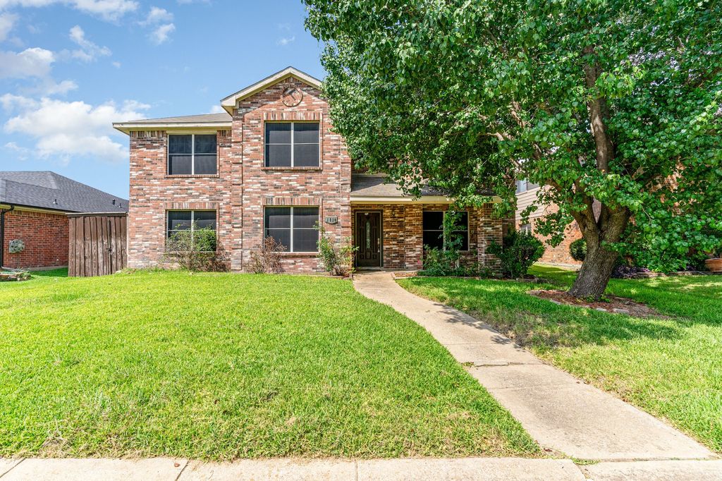 1810 Cedar Ridge Drive, Mesquite, TX 75181