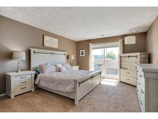 16056 Se ORCHARD VIEW Ln, Damascus, OR 97089