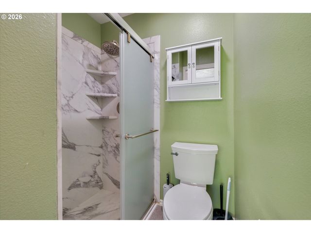 16056 Se ORCHARD VIEW Ln, Damascus, OR 97089