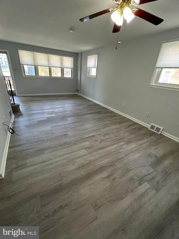 15 E AVON RD, Brookhaven, PA 19015