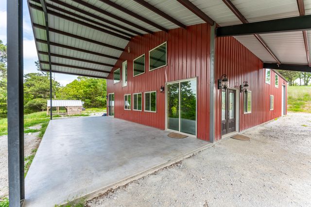 14839 New Hope Road N, Omaha, AR 72662