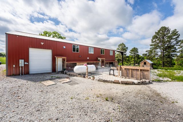 14839 New Hope Road N, Omaha, AR 72662