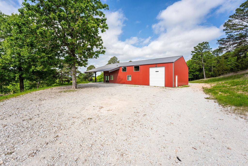 14839 New Hope Road N, Omaha, AR 72662