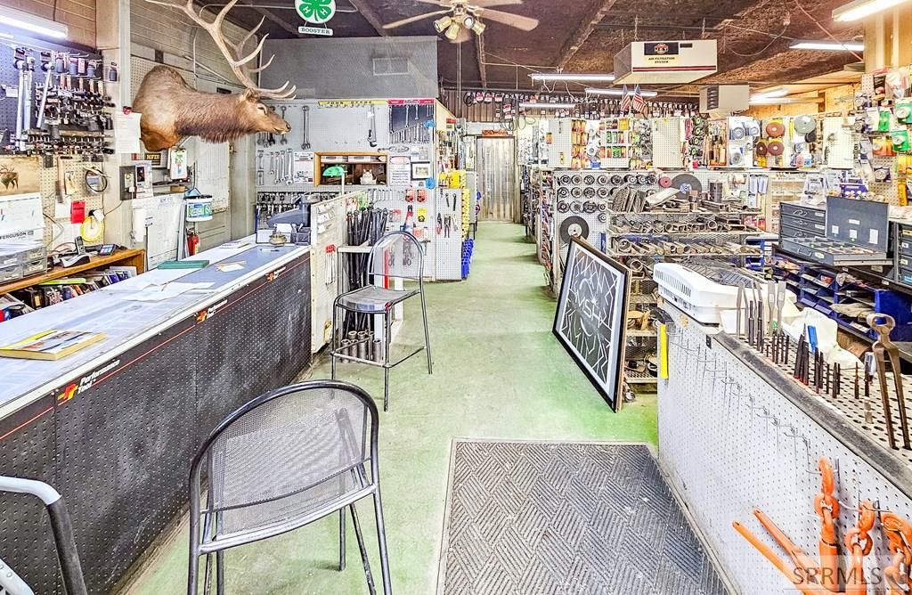 Image 25 of property listing at 331 N Idaho Street, Arco, ID 83213