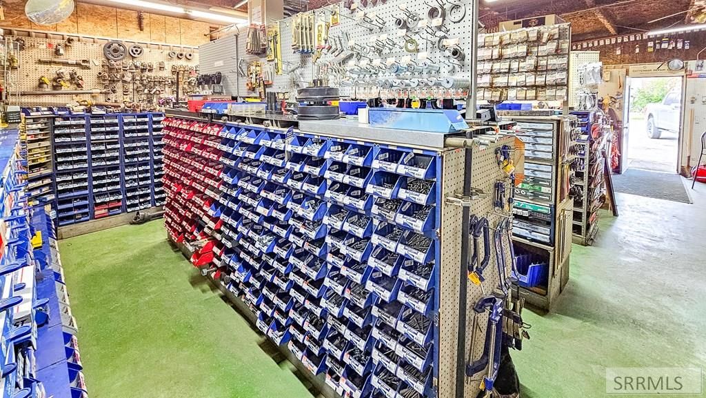 Image 9 of property listing at 331 N Idaho Street, Arco, ID 83213