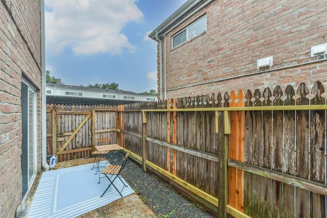 6402 Del Monte Drive 62, Houston, TX 77057