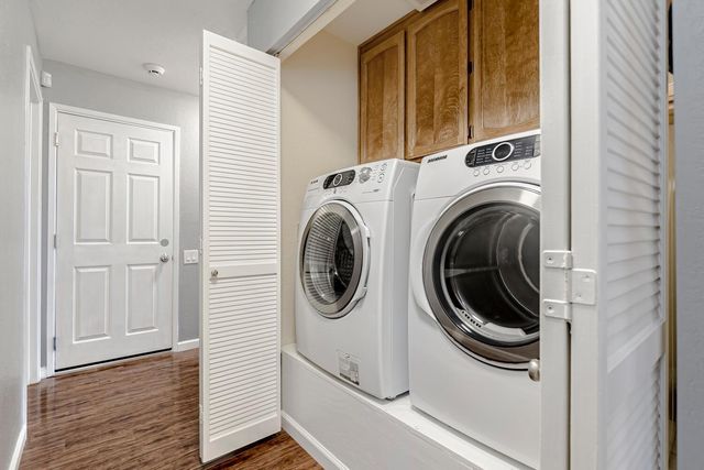 136 Rambling Dr, Folsom, CA 95630