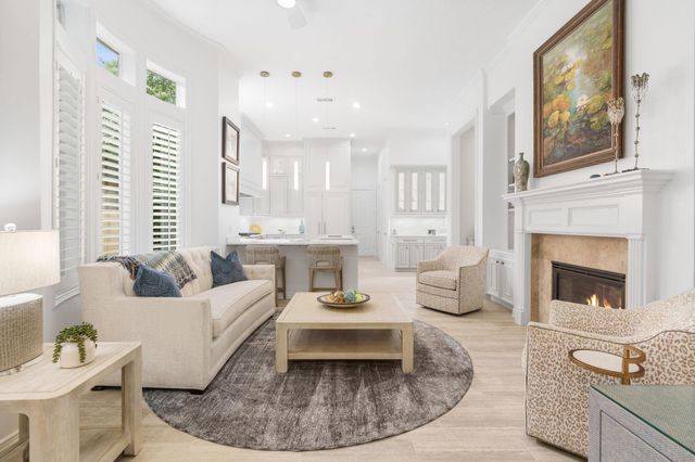 47 W Horizon Ridge Place, The Woodlands, TX 77381