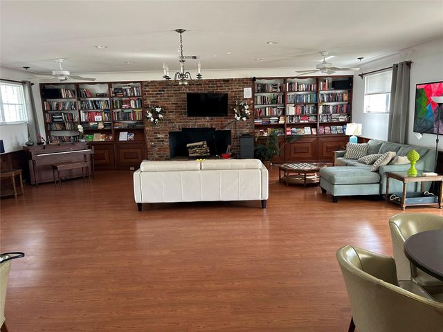 1851 NE 62nd Street 501, Fort Lauderdale, FL 33308