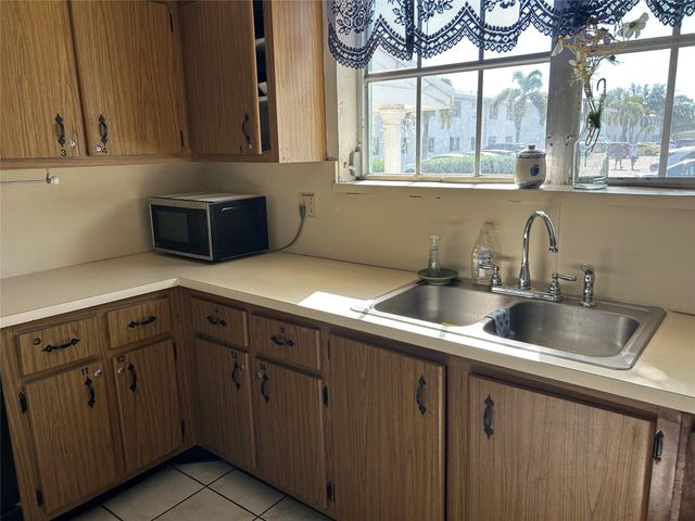 1851 NE 62nd Street 501, Fort Lauderdale, FL 33308